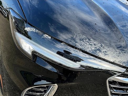 Used 2023 Buick Envision Essence image 29