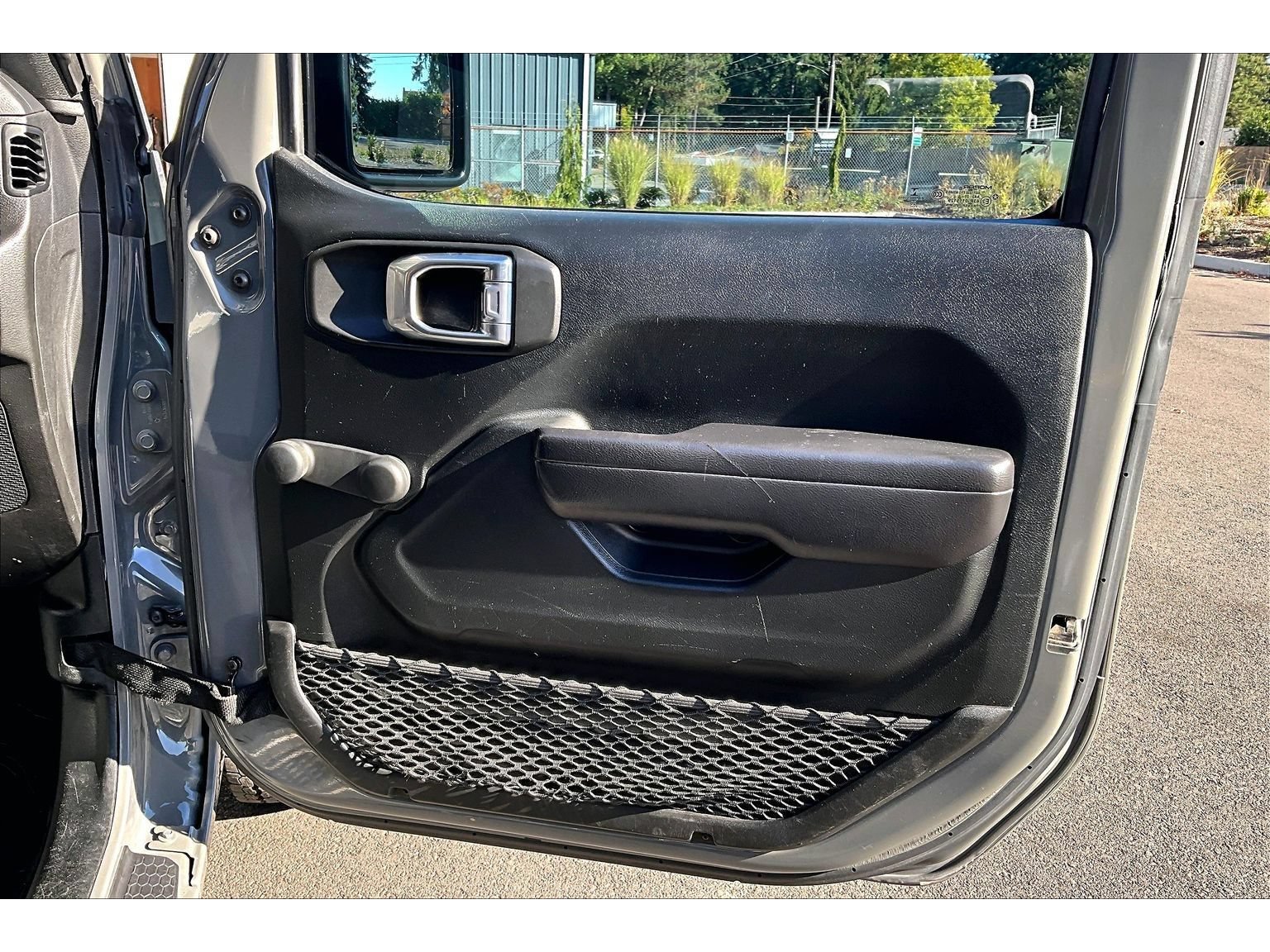 Used 2021 Jeep Wrangler Sport AWD/4WD image 23