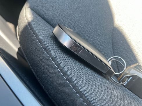 Used 2025 Kia K4 LXS image 25