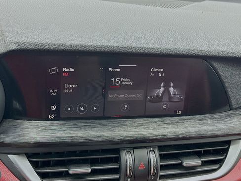 Used 2020 Alfa Romeo Stelvio w/ Nero Edizione image 9