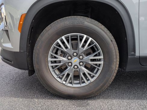 Certified 2024 Chevrolet Traverse LT w/ Trailering Package AWD/4WD image 33