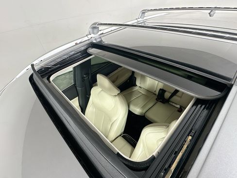 Used 2023 INFINITI QX60 Sensory w/ Vision Package image 15