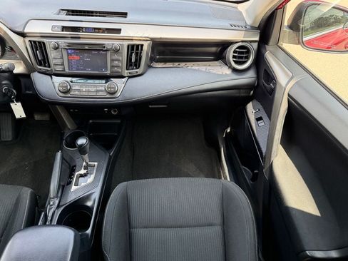 Used 2013 Toyota RAV4 XLE AWD/4WD image 14