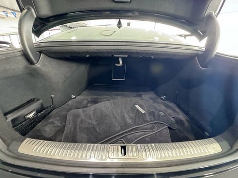 Used 2017 Genesis G90 3.3T Premium image 38