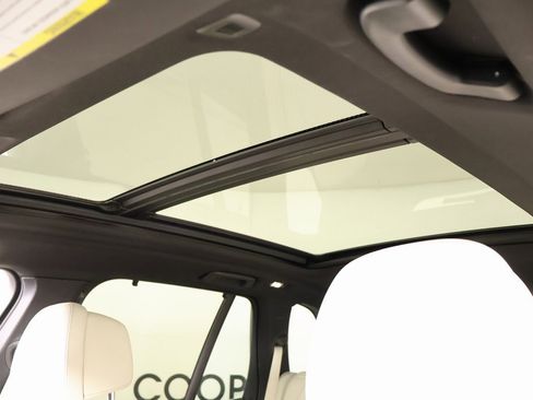 Used 2021 BMW X5 sDrive40i w/ Executive Package image 16