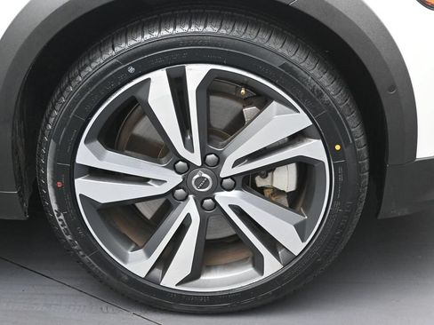 Used 2025 Volvo V60 B5 Cross Country Plus AWD/4WD image 30