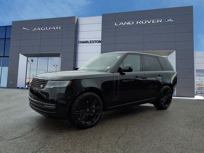 New 2025 Land Rover Range Rover SE