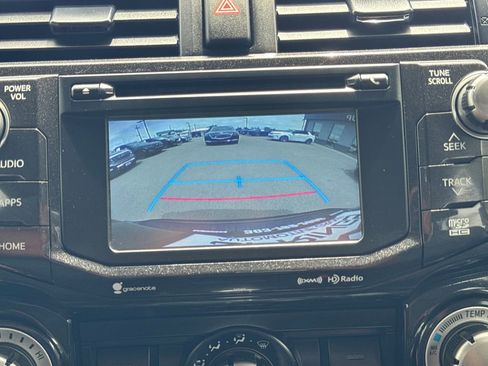 Used 2018 Toyota 4Runner TRD Off-Road AWD/4WD image 19