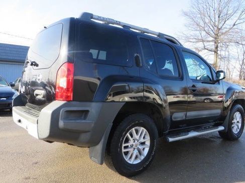 Used 2015 Nissan Xterra S w/ Value Package image 2