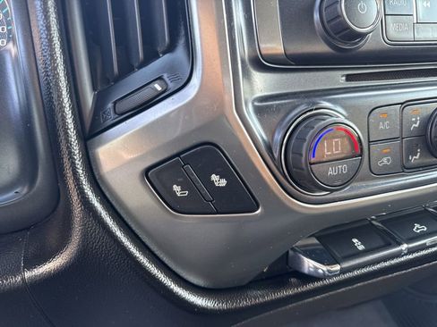 Used 2018 Chevrolet Silverado 1500 LT w/ All Star Edition AWD/4WD image 39