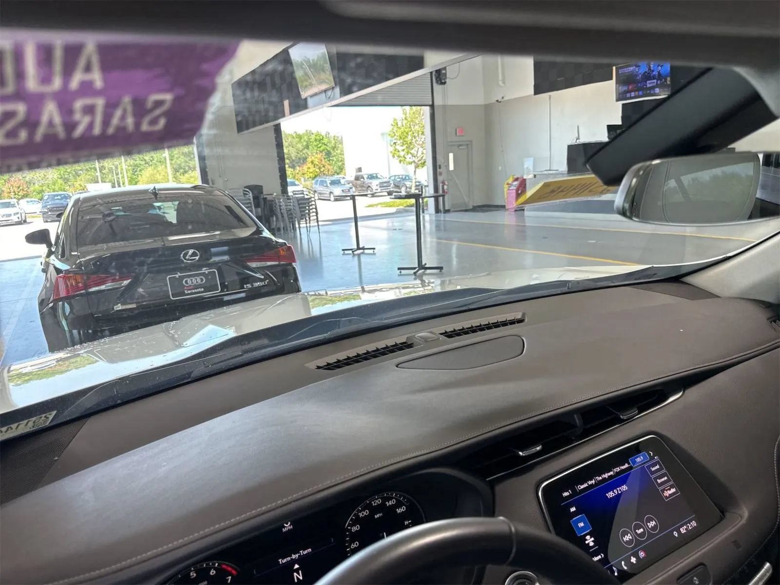 Used 2019 Cadillac XT4 Luxury FWD image 8
