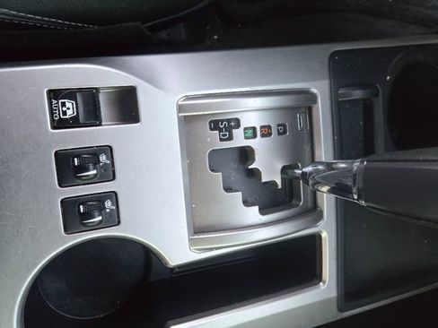 Used 2019 Toyota 4Runner SR5 Premium image 7