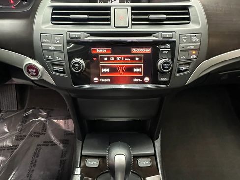 Used 2014 Honda Crosstour EX-L image 16