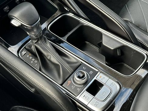 Certified 2025 Kia Telluride SX Prestige X-Line AWD/4WD image 22
