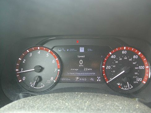 Used 2024 Nissan Frontier PRO-4X w/ Pro Convenience Package AWD/4WD image 9