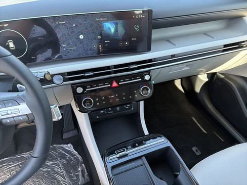 New 2026 Hyundai Tucson Limited image 27