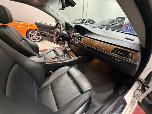 Used 2009 BMW 335i xDrive Coupe AWD/4WD image 30