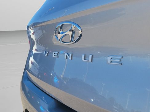 New 2026 Hyundai Venue SEL image 28
