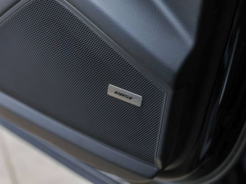 Certified 2024 Porsche Cayenne AWD/4WD image 26