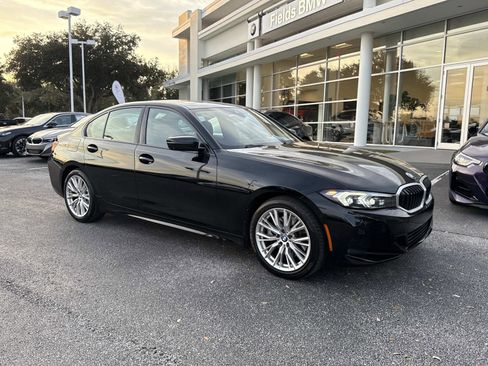 Used 2023 BMW 330i 330i w/ Parking Assistance Package image 2