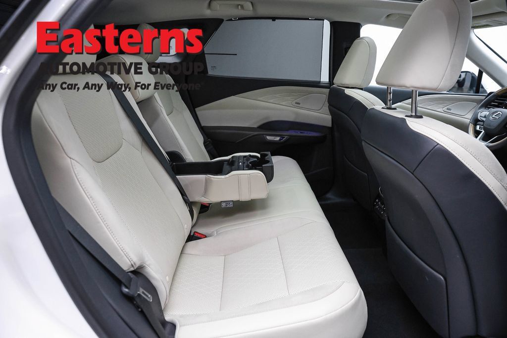 Used 2025 Lexus RX 350 AWD w/ Convenience Package image 29