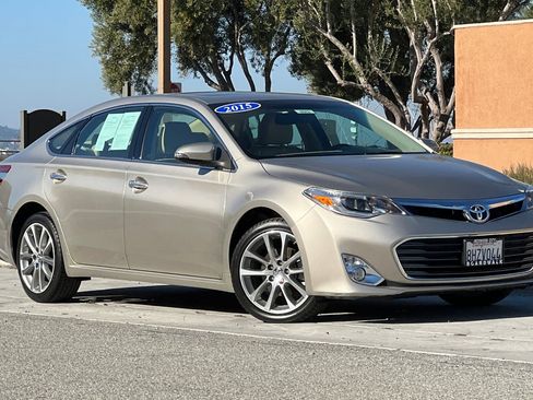 Used 2015 Toyota Avalon XLE Touring image 2
