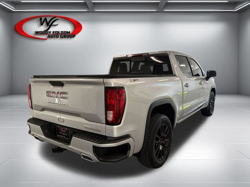 Used 2020 GMC Sierra 1500 Elevation w/ Elevation Value Package AWD/4WD image 6