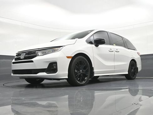 Used 2026 Honda Odyssey Sport-L image 23