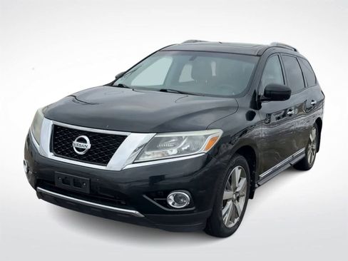 Used 2014 Nissan Pathfinder SL image 3
