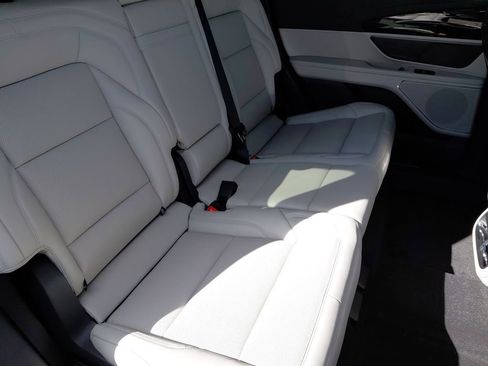 New 2026 Lincoln Nautilus Premier image 27