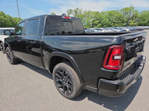 New 2026 RAM 1500 Laramie AWD/4WD image 10