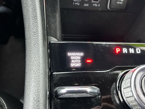 Used 2021 Jeep Grand Cherokee L Limited image 41