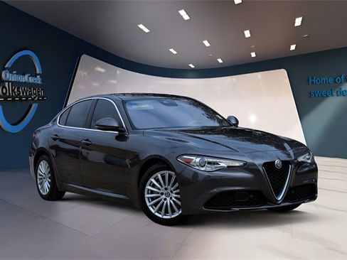 Used 2021 Alfa Romeo Giulia Sprint w/ Sun & Sound Package image 1