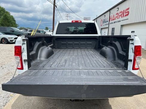 Used 2022 RAM 2500 Tradesman w/ Chrome Appearance Group AWD/4WD image 15