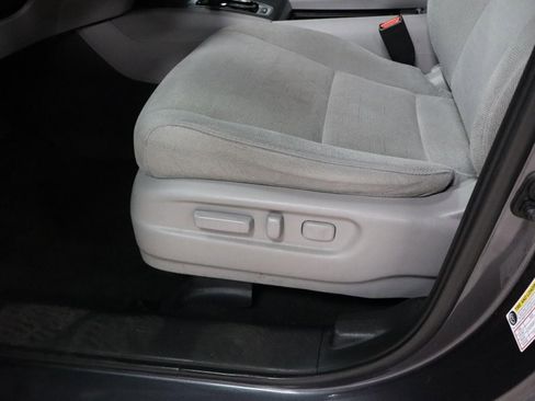 Used 2019 Honda Pilot EX image 11