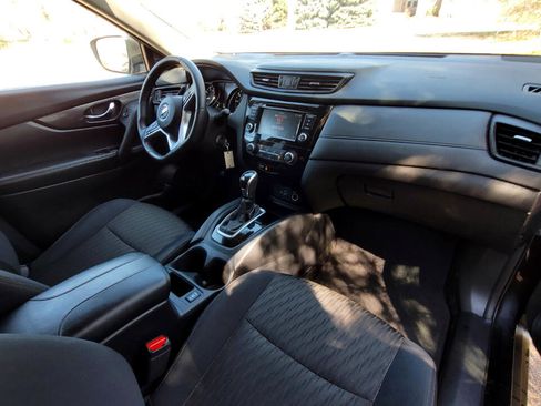 Used 2019 Nissan Rogue S w/ Special Edition Package image 17