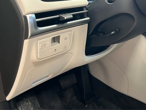 New 2026 Hyundai Tucson Blue SE image 28