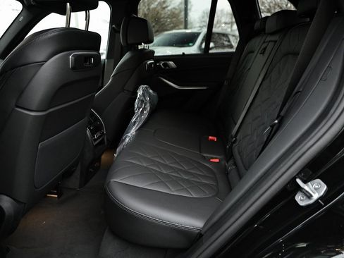 New 2026 BMW X5 xDrive40i w/ Climate Comfort Package image 26