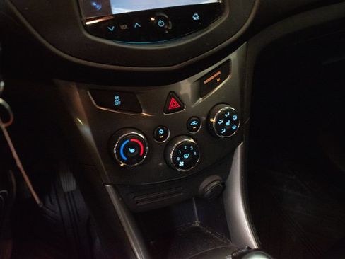 Used 2016 Chevrolet Trax LTZ w/ LPO, Protection Package AWD/4WD image 16