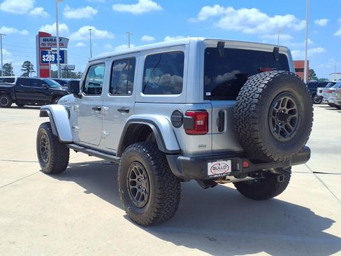 Used 2023 Jeep Wrangler Unlimited Rubicon 392 AWD/4WD image 2