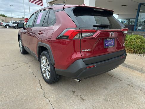 Used 2025 Toyota RAV4 XLE Premium w/ Weather Package AWD/4WD image 6
