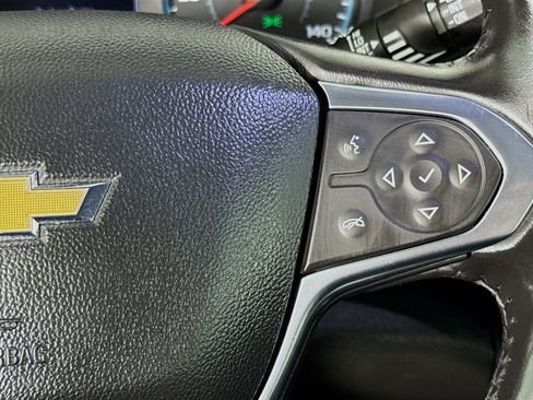 Used 2020 Chevrolet Traverse LT w/ LPO, Cargo Package AWD/4WD image 13