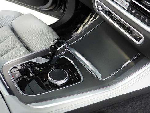 Certified 2023 BMW X5 xDrive40i w/ M Sport Package image 15