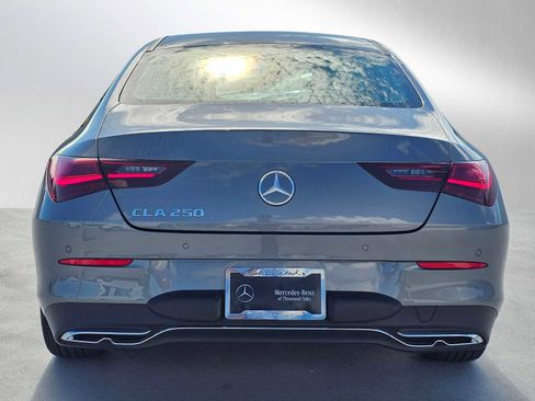 Used 2026 Mercedes-Benz CLA 250 image 4