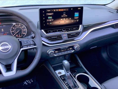 New 2025 Nissan Altima 2.5 SR w/ SR Premium Package image 6