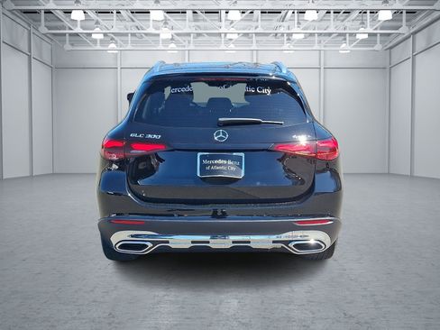 Used 2026 Mercedes-Benz GLC 300 4MATIC Coupe image 5
