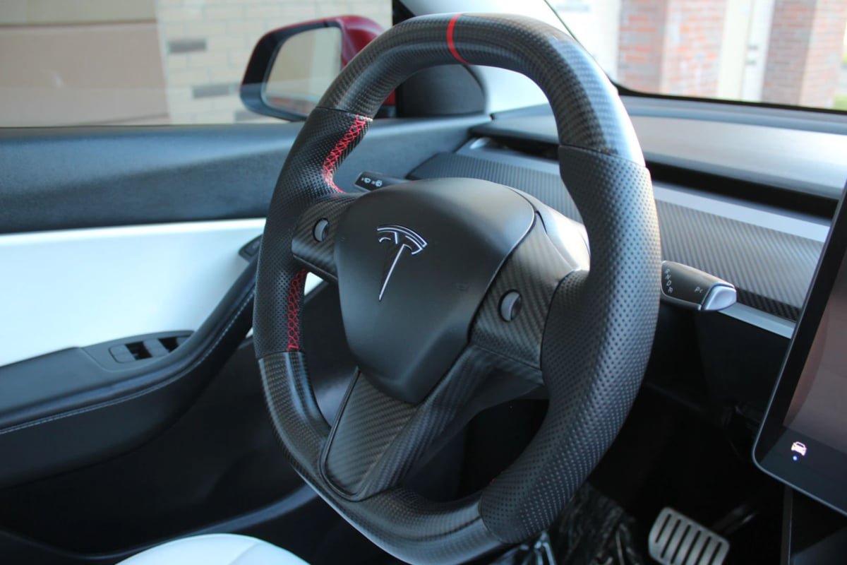 Used 2022 Tesla Model Y Performance AWD/4WD image 27