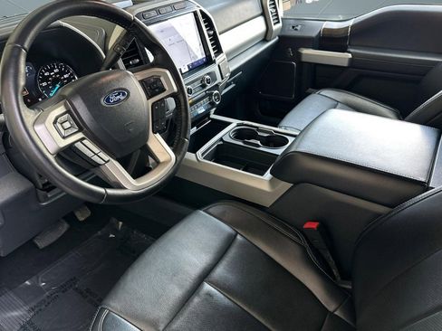Used 2022 Ford F250 Lariat w/ Chrome Package AWD/4WD image 4