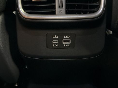 Used 2024 Subaru Outback Onyx Edition AWD/4WD image 37