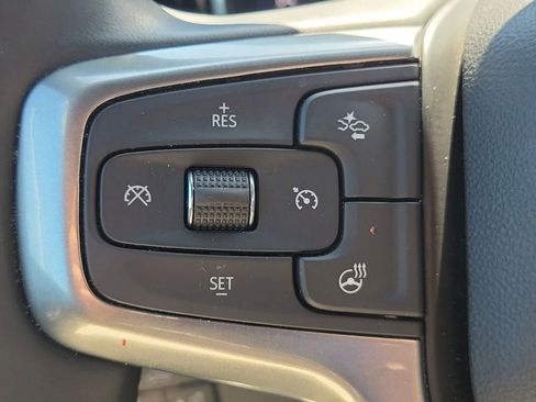 Used 2024 Chevrolet Silverado 1500 LT AWD/4WD image 10